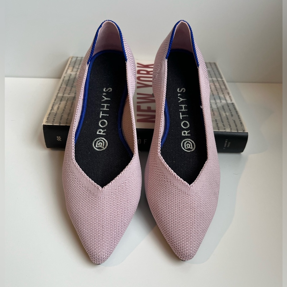 NWOT Rothy’s The Point Flats